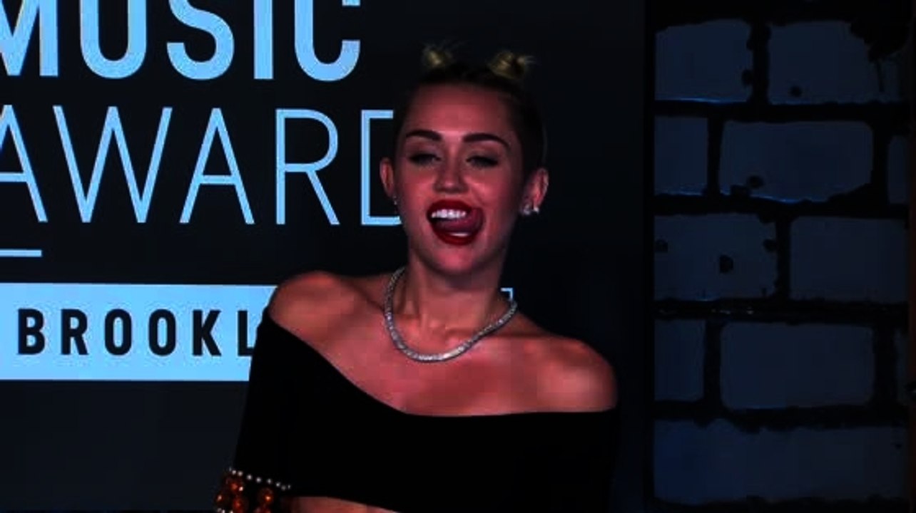 Miley Cyrus würde lieber an ihrer Zunge ersticken als das zu tun