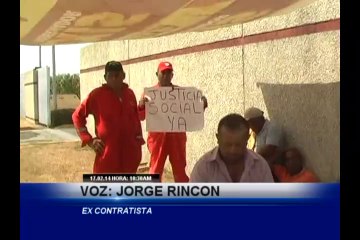 Ex trabajadores de Contratistas protestan en las afueras de Pdvsa El Menito