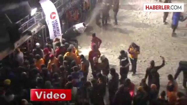 Galatasaray-Chelsea Maçı Öncesi Kar Şenliği