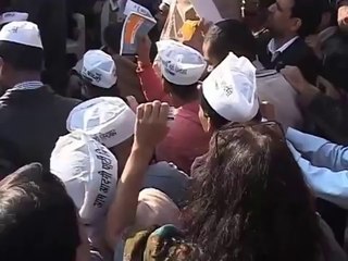 Aam Aadmi Interacting With Aam Aadmi.