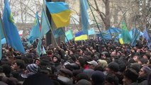 Ukraine: heurts entre militants pro et anti-russes en Crimée