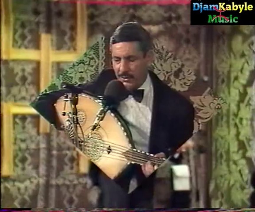 Youcef ABDJAOUI (Lkas N' Crav / Ruh Ayahviv Ruh) Clip Kabyle