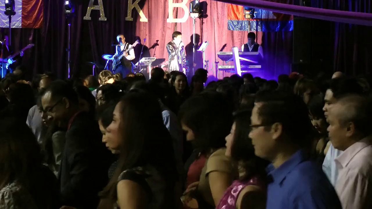 Concert Khmer Bussy រាំកំសាន្ត