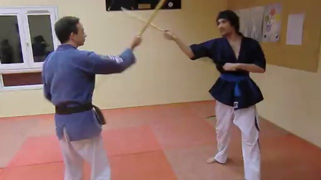 Ni cho tambo happo kihon ni de l'école Toreikan