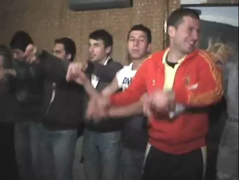 Lüküs Işık Vermiyor_01Horon Devam ediyor [HQ]