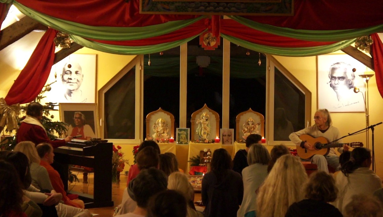 Ashram Sivananda Neuville aux bois 1er janvier 2014