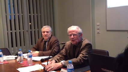 Le maire remercie le conseil et les agents