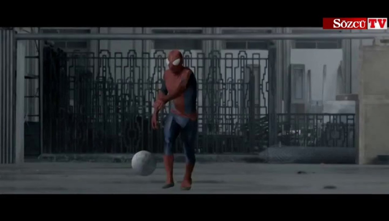 Ünlü Futbolcular kamera karşısında