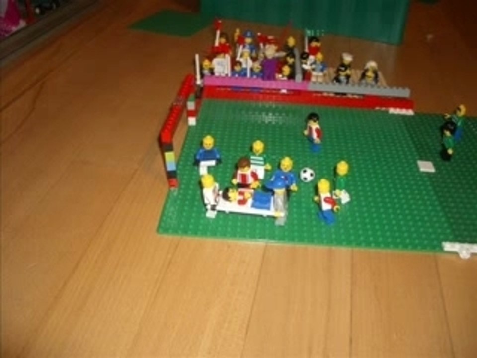Lego foot