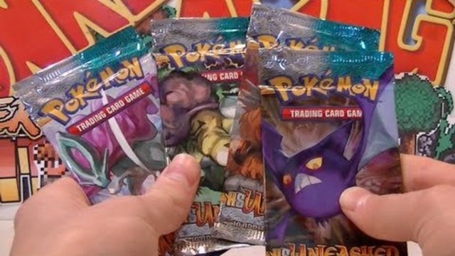Opening 4 Pokemon Heart Gold Soul Silver Unleashed Booster Packs