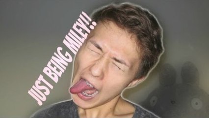 MILEY CYRUS SMOKING WEED AT THE EMA'S