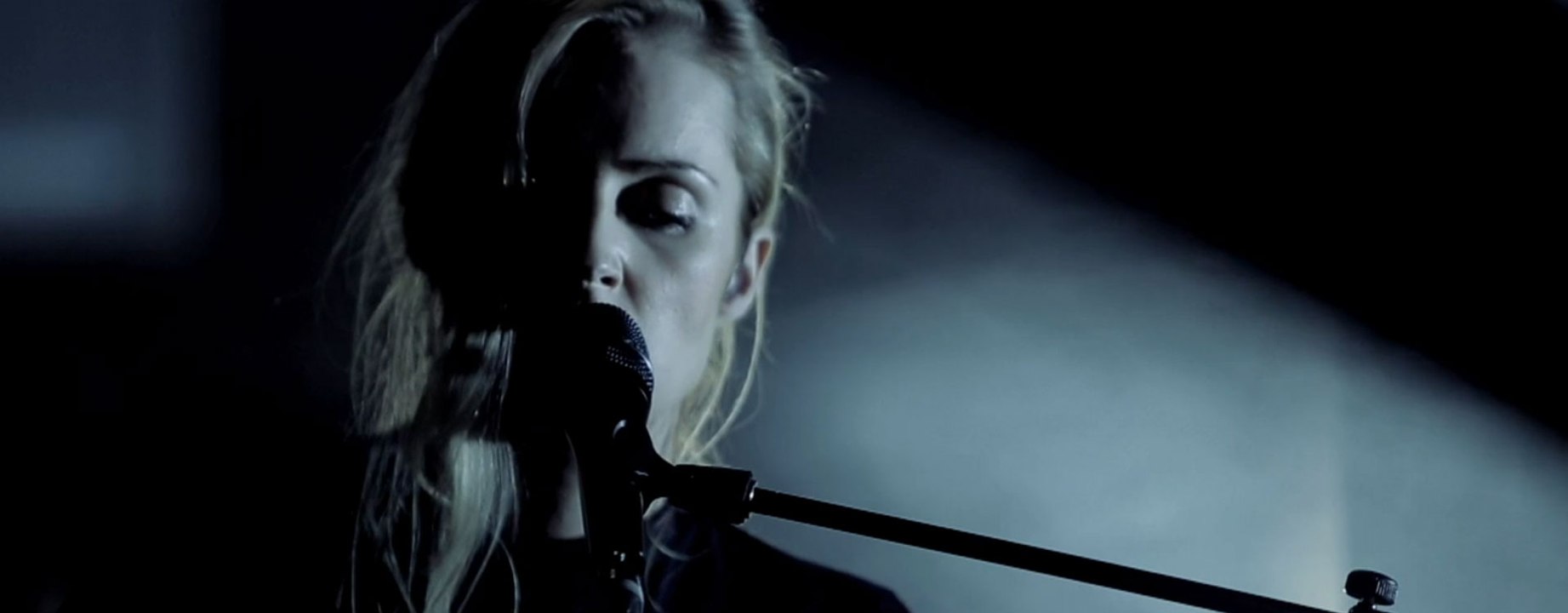 AGNES OBEL - Live Deezer Session - March 5th (teaser)