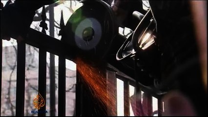 Ukraine's leaders present cabinet ministers to public