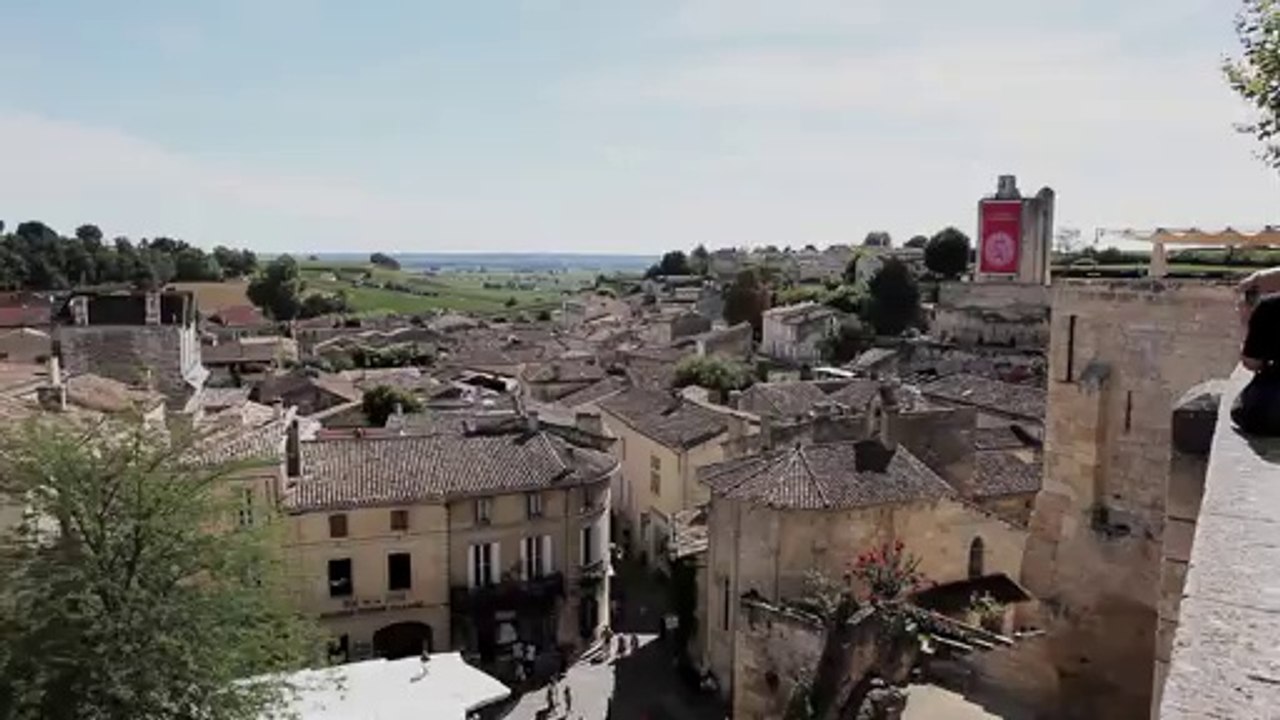 La Jurade de Saint-Emilion fête le Ban des Vendanges 2012