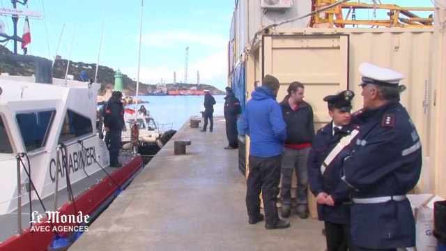 Le capitaine du Costa Concordia retourne sur l'épave pour la première fois