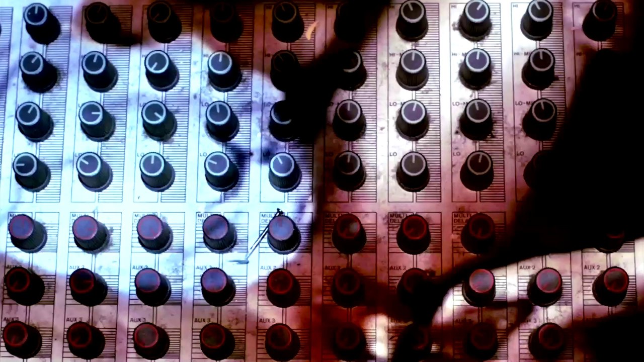 All diese Gewalt - Das hier ist einfach (Pretty in Noise Premiere)