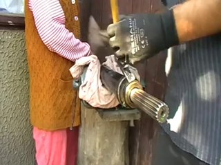 Demontare rulment cardan Dacia Papuc (2810202012 104906)