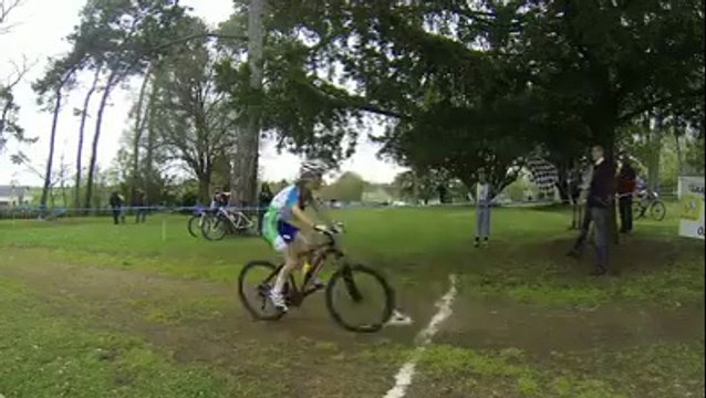 Truyes VTT 2014 - Arrivée Masters 3 et Cadettes