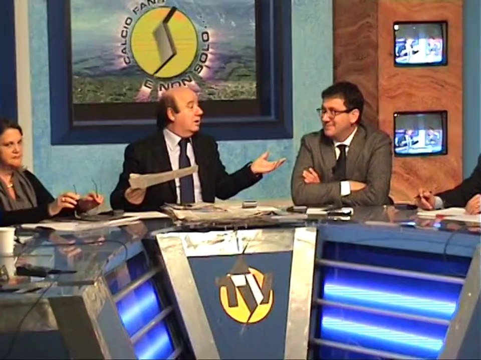 SALVATORE MARINO-A TELESIRIO-OSPITE GOSSIP-ANTI FEMMINISTA-MASCHIO 100% CALCIO FANS-ELEZIONI REGIONALI 2014-DITTATURA DONNE CAPOLISTE PD-