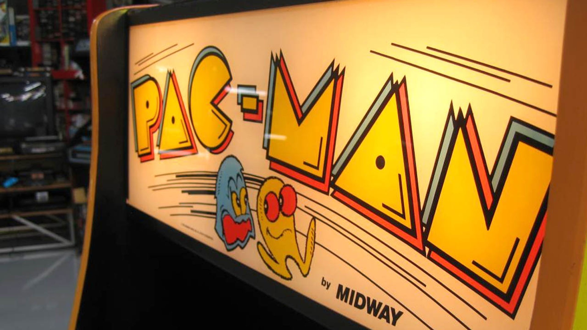 Classic Game Room - PAC-MAN Arcade Game Review