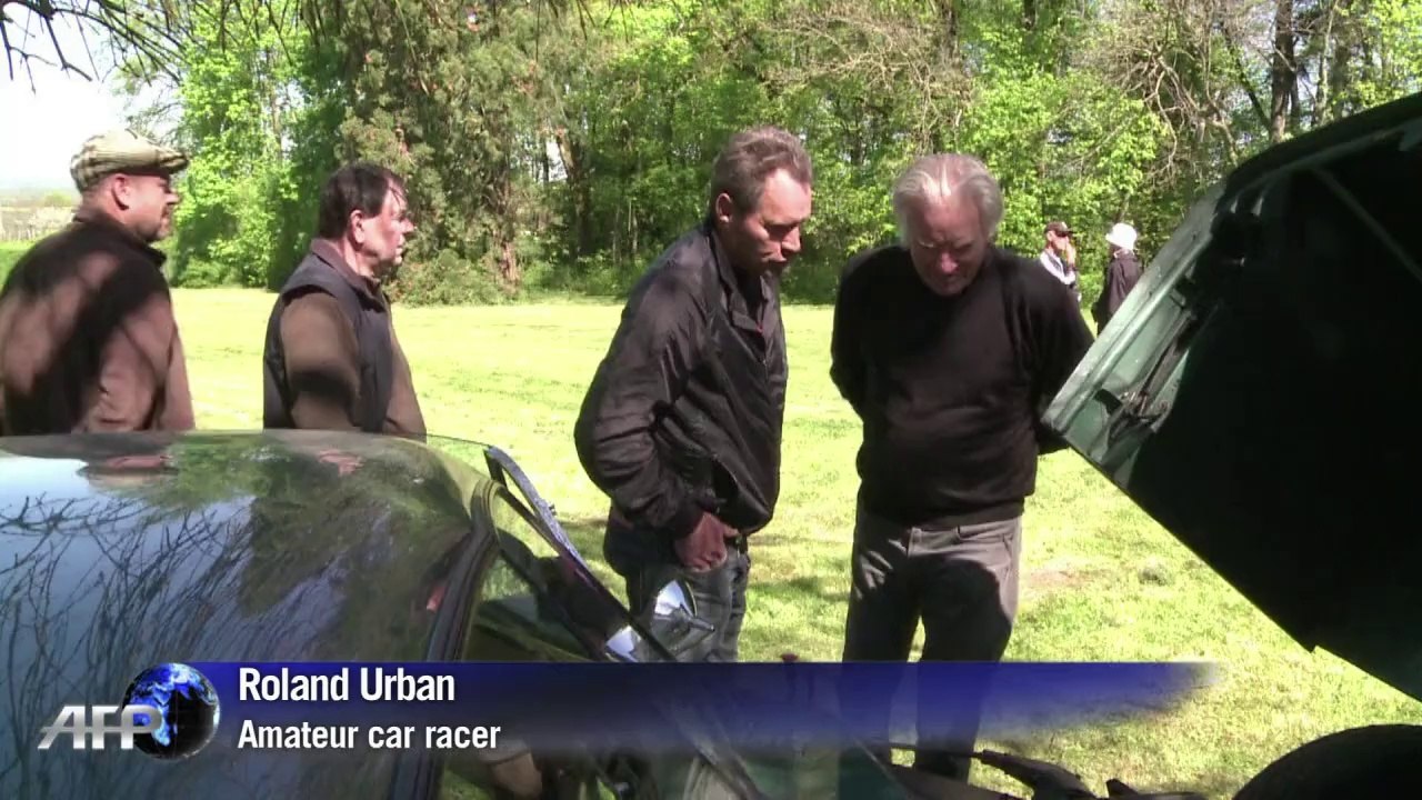 Classic cars enthusiasts race across France in Tour Auto 2014