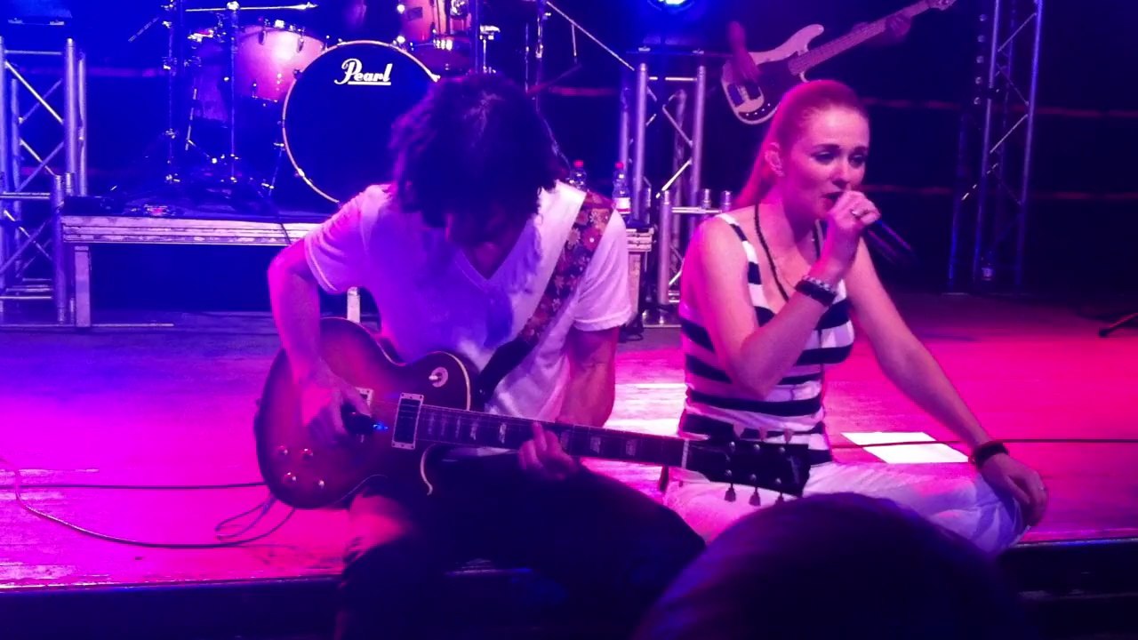 "30 Minut" (extrait) - Lena Katina (Koln "Die Kantine" - 05.10.13)