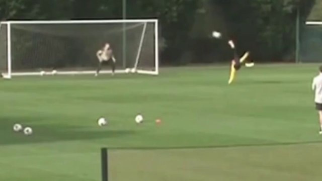 Le splendide ciseau retourné d'Alvaro Negredo !