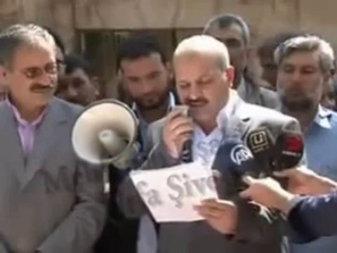 Sloganı unutan adam (Müslüman Uyuma)