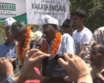 Kejriwal admits quitting Delhi govt a mistake