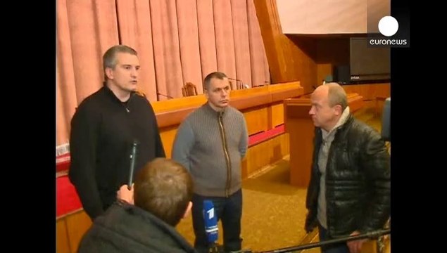 Ucraina: la Crimea chiede aiuto alla Russia, Mosca invia 6mila soldati