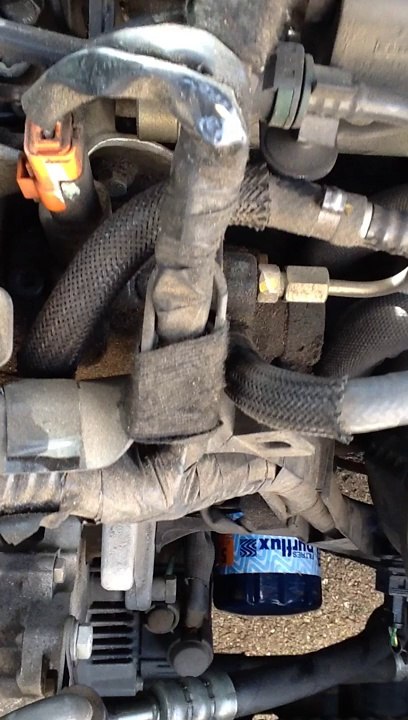 406 hdi bruit claquement moteur