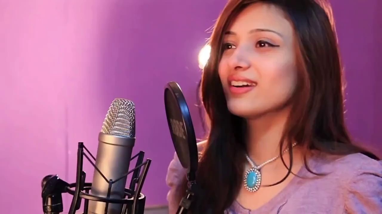 Za Laila Yama  -  Laila Khan New Realese - English and Hindi Songs - Facebook-720x405