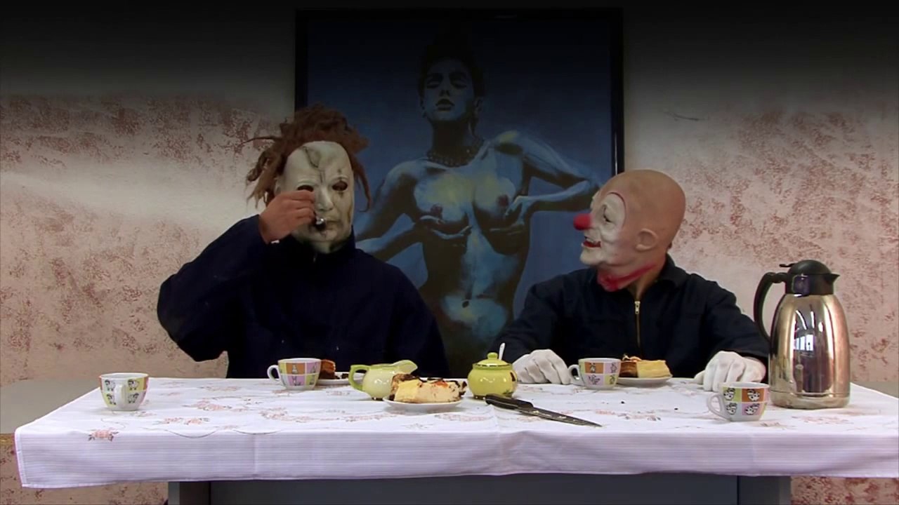 Kaffeekränzchen mit Michael Myers und Maskenmann