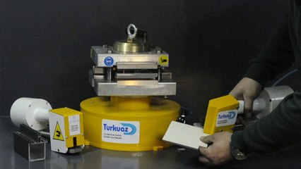 ALUMINUM COMPOSITE PANEL PUNCH