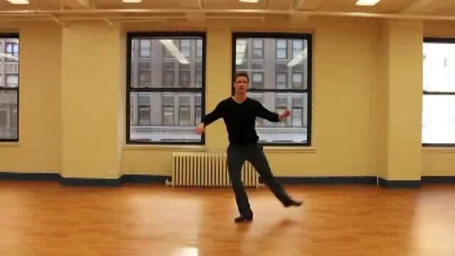 Cups Tap Dance - Anna Kendrick (Pitch Perfect)_clip6