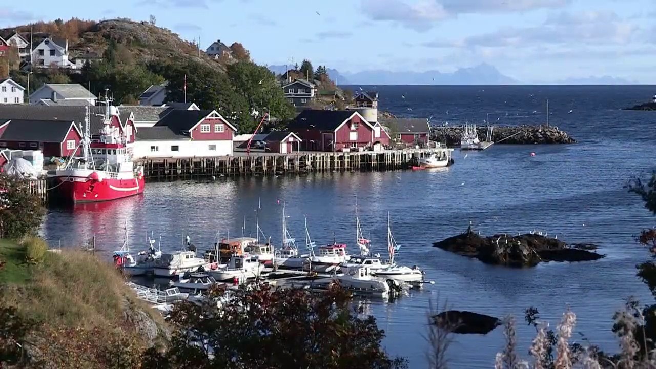 Randonnée à travers les paysages sauvages de Norvège