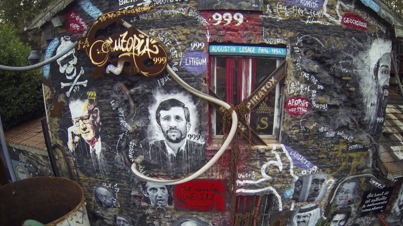 2014 : les Drones prennent le contrôle de la Demeure du Chaos / Abode of Chaos