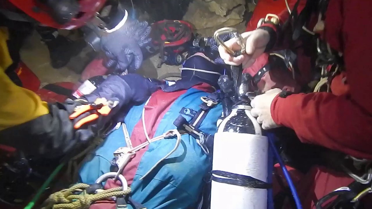 Exercice spéléo secours à la grotte de Choranche