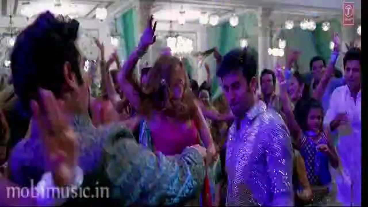 Dilliwaali Girlfriend Video Song (Yeh Jawaani Hai Deewani)