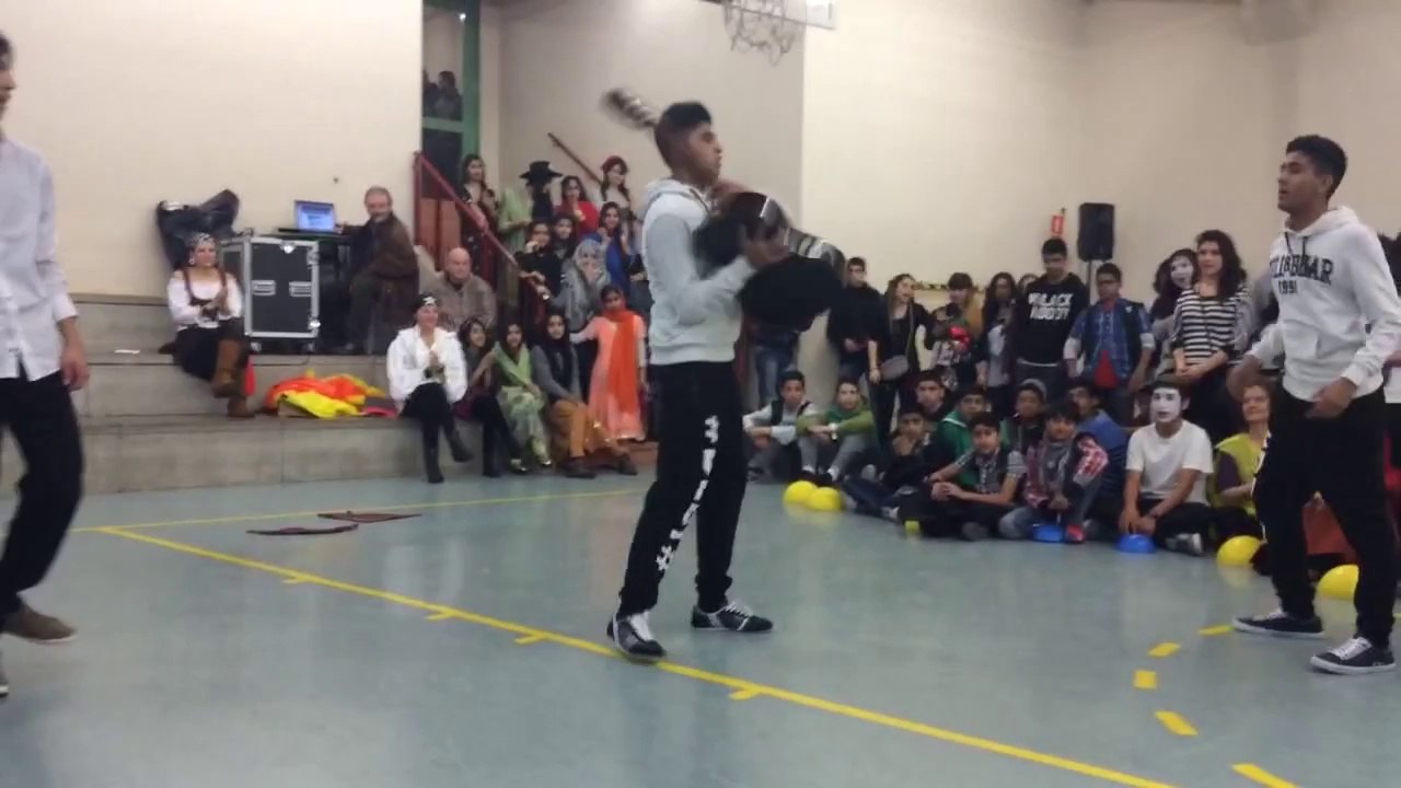 Bollywood dance 2014