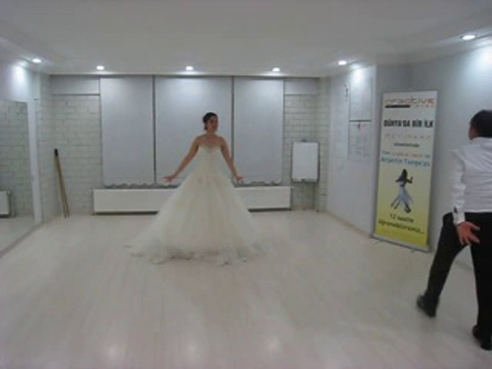 ANKARA ZEYBEK KURSU | Düğün Zeybek Dansı | METİNHAN TANGO