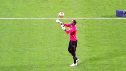 01/03/14 : SRFC-EAG : N'Diaye à l'échauffement