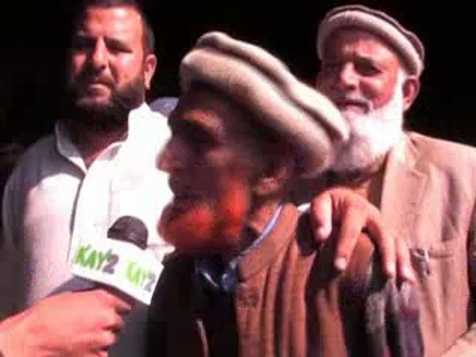 Mansehra-ForKay 2 TV-Action on report of Aqib Awan Kay 2 TV-MPA Saleh Mohammad Khan helping a family with 4 disabled children