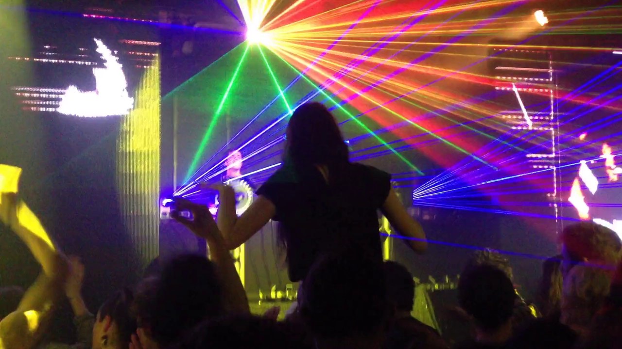 De La Swing [ELROW] @ JUST SHOW / BT59 / BORDEAUX