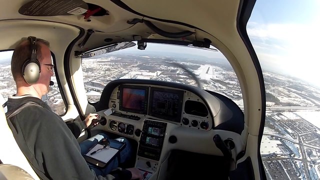 Winter Fun in a Cirrus SR22