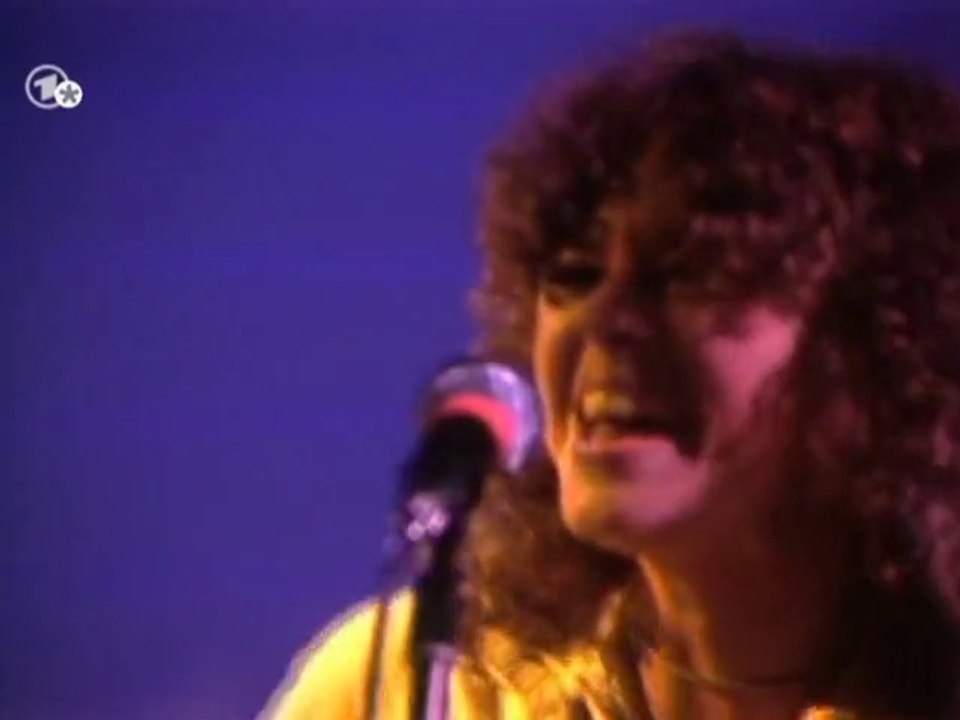 Suzi Quatro - Tear Me Apart