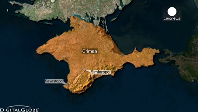 Venti di guerra in Ucraina, faccia a faccia i militari russi e ucraini