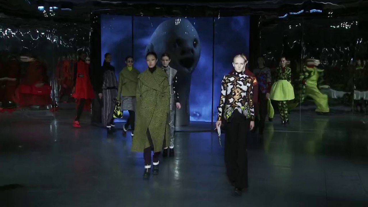 Kenzo Autumn Winter 2014 | Paris Fashion Show