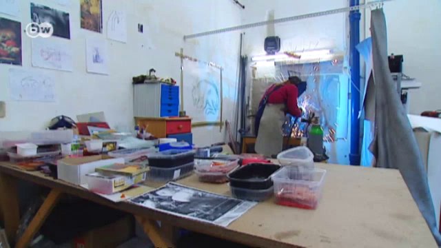 Las esculturas de vidrio roto de Marta Klonowska | Euromaxx