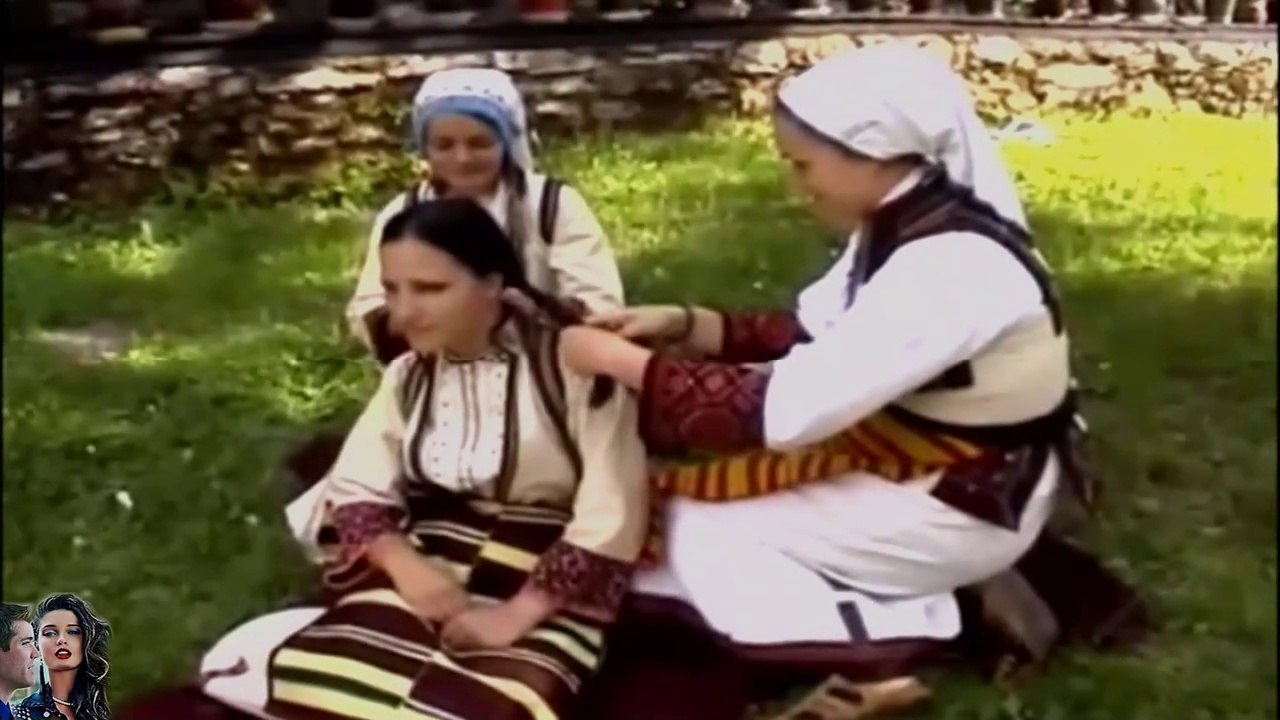Vodarki - Macedonian Traditional Woman Dance